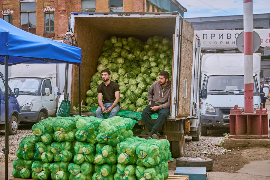 26 002-Привоз_Саратов